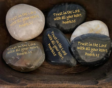 Load image into Gallery viewer, Scripture River Rocks - Proverbs 3:5
